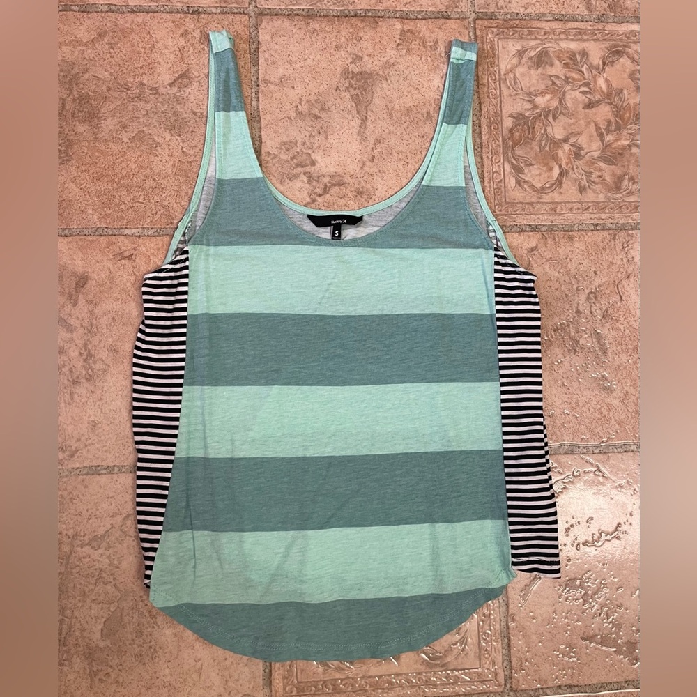Hurley tank